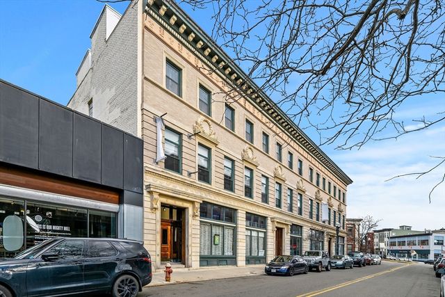 70 Exchange 206, Lynn, MA 01901