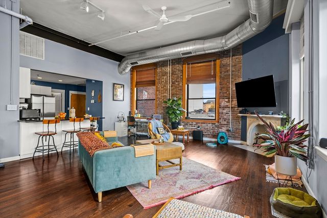 70 Exchange 206, Lynn, MA 01901