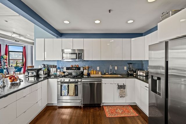 70 Exchange 206, Lynn, MA 01901