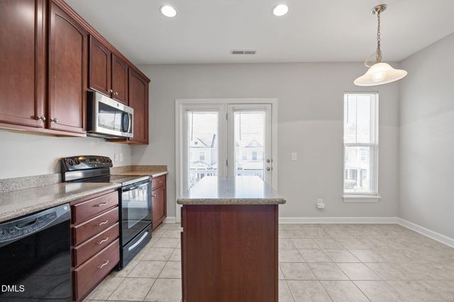 8006 Goldenrain Way, Raleigh, NC 27612