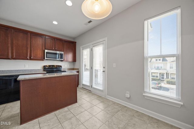 8006 Goldenrain Way, Raleigh, NC 27612