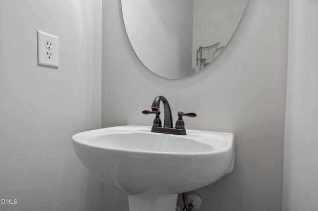 8006 Goldenrain Way, Raleigh, NC 27612