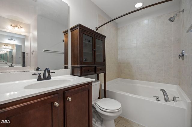 8006 Goldenrain Way, Raleigh, NC 27612