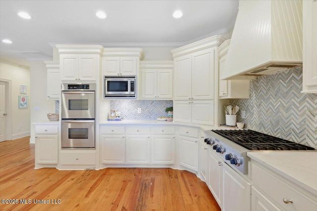 110 Lake Ridge Drive, Madison, MS 39110