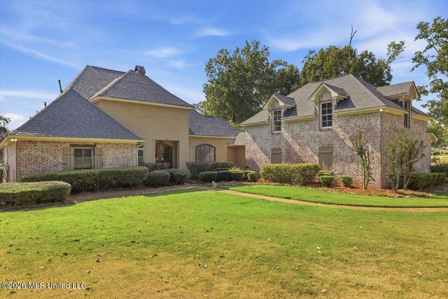 110 Lake Ridge Drive, Madison, MS 39110