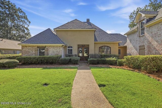 110 Lake Ridge Drive, Madison, MS 39110