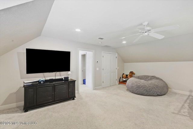 110 Lake Ridge Drive, Madison, MS 39110