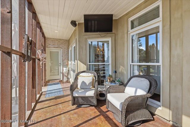 110 Lake Ridge Drive, Madison, MS 39110
