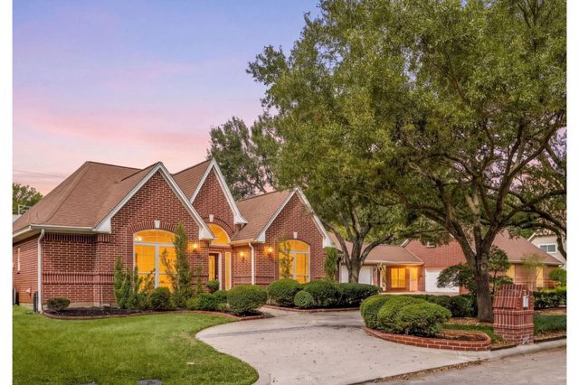 1602 Hannington Drive, Katy, TX 77450