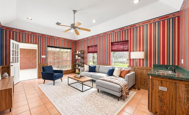 1602 Hannington Drive, Katy, TX 77450