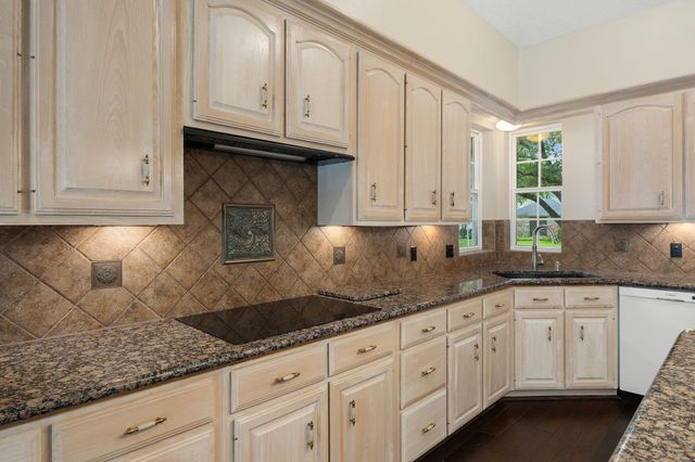 1602 Hannington Drive, Katy, TX 77450