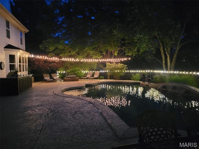 6 Venice Place Court, Wildwood, MO 63040