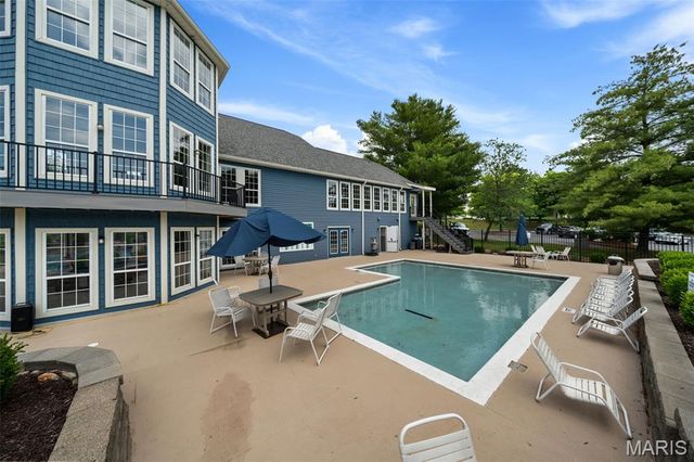 6 Venice Place Court, Wildwood, MO 63040