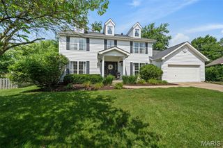 6 Venice Place Court, Wildwood, MO 63040