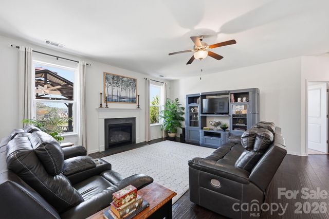 108 Heron Cove Loop 62, Mooresville, NC 28117