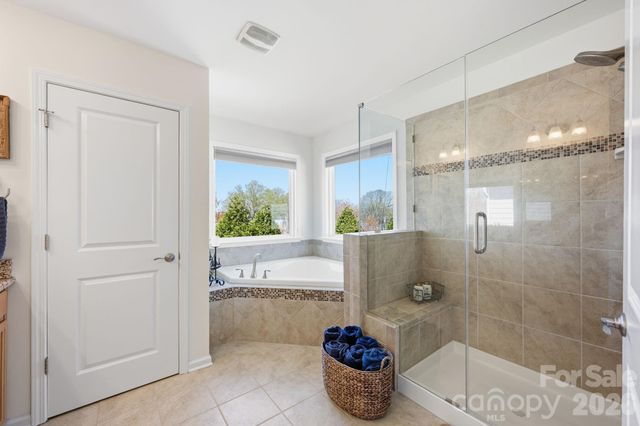 108 Heron Cove Loop 62, Mooresville, NC 28117