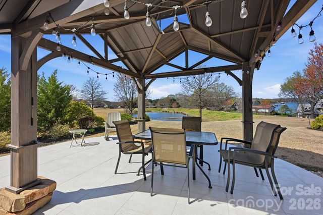 108 Heron Cove Loop 62, Mooresville, NC 28117