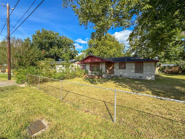 2321 Pearland Avenue, Pearland, TX 77581