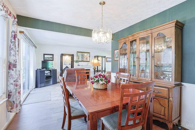 16 N Applewood Court, Fairfield, OH 45014