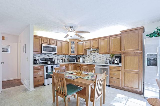 16 N Applewood Court, Fairfield, OH 45014