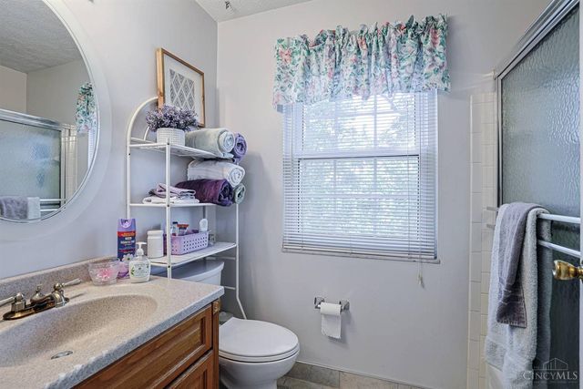 16 N Applewood Court, Fairfield, OH 45014