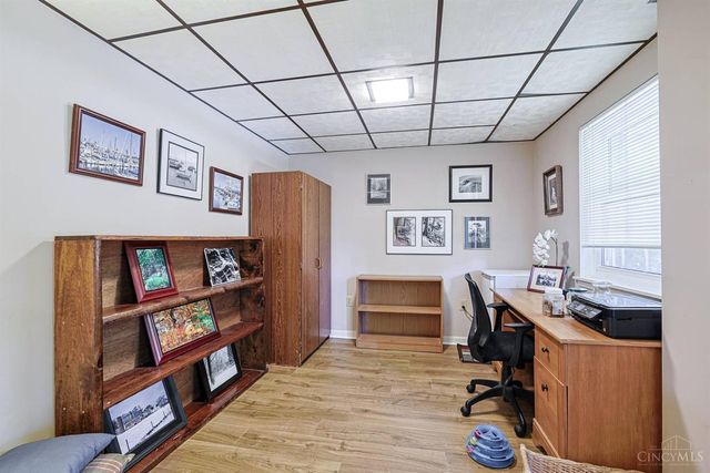 16 N Applewood Court, Fairfield, OH 45014