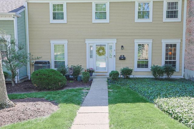 16 N Applewood Court, Fairfield, OH 45014