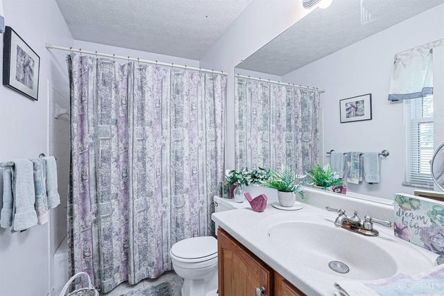16 N Applewood Court, Fairfield, OH 45014
