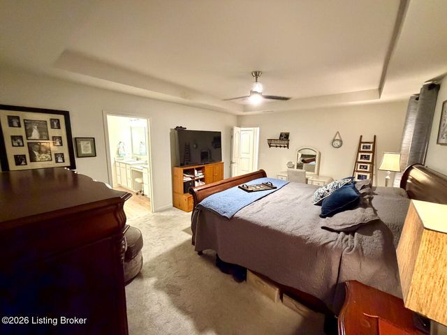 4633 Golden Eagle Drive, Louisville, KY 40245