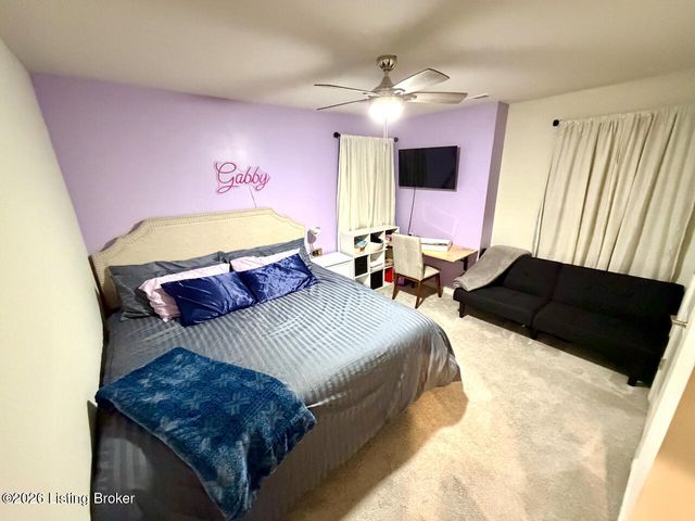 4633 Golden Eagle Drive, Louisville, KY 40245