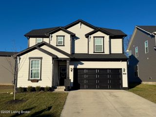 4633 Golden Eagle Drive, Louisville, KY 40245