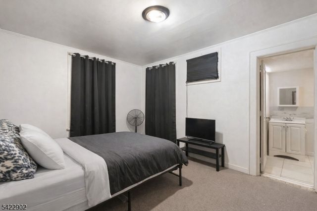 726 14Th Ave, Paterson City, NJ 07504