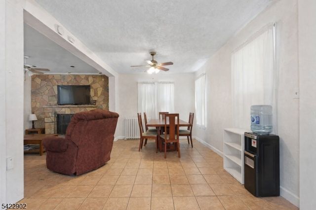 726 14Th Ave, Paterson City, NJ 07504