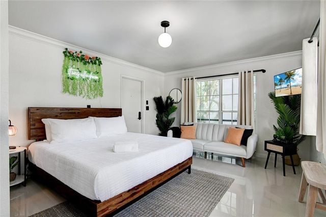 1007 SE 2nd Court, Fort Lauderdale, FL 33301