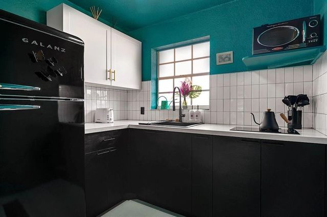 1007 SE 2nd Court, Fort Lauderdale, FL 33301