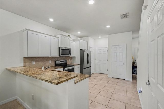 5026 SYLVESTER LOOP, Tampa, FL 33610