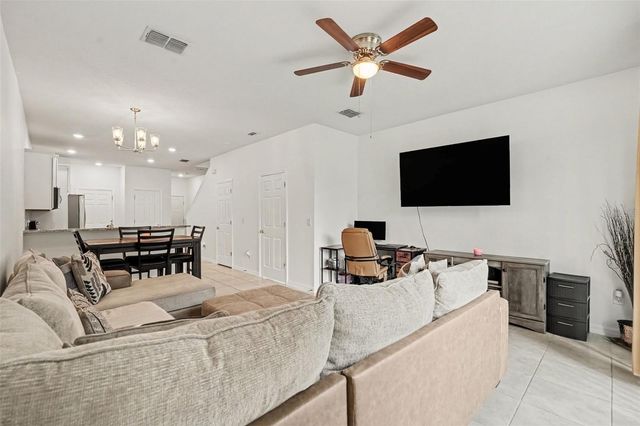 5026 SYLVESTER LOOP, Tampa, FL 33610