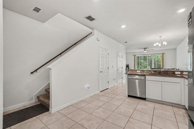 5026 SYLVESTER LOOP, Tampa, FL 33610