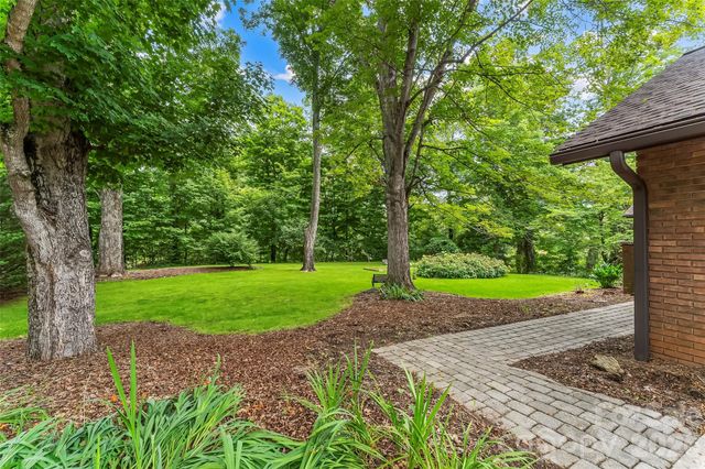 60 Monte Vista Drive, Waynesville, NC 28786