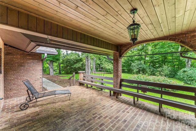 60 Monte Vista Drive, Waynesville, NC 28786