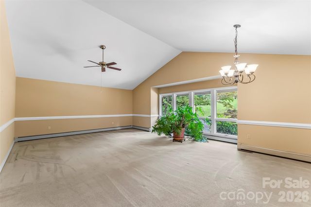 60 Monte Vista Drive, Waynesville, NC 28786