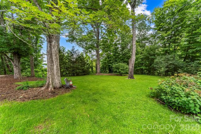60 Monte Vista Drive, Waynesville, NC 28786