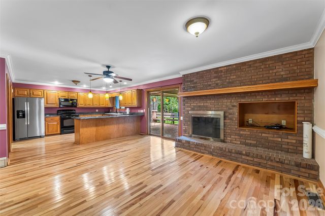 60 Monte Vista Drive, Waynesville, NC 28786