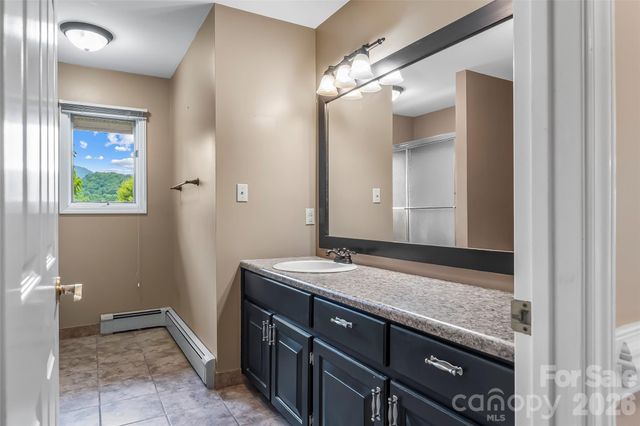 60 Monte Vista Drive, Waynesville, NC 28786