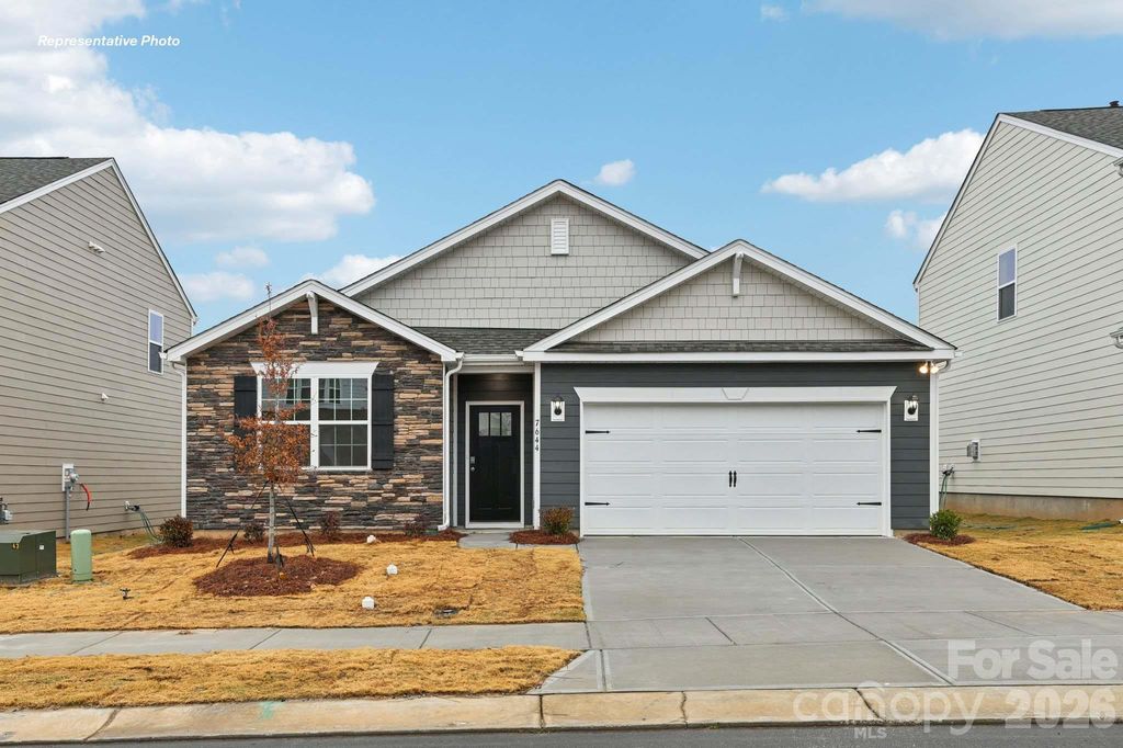 115 Waterfall Valley Way, Mooresville, NC 28117