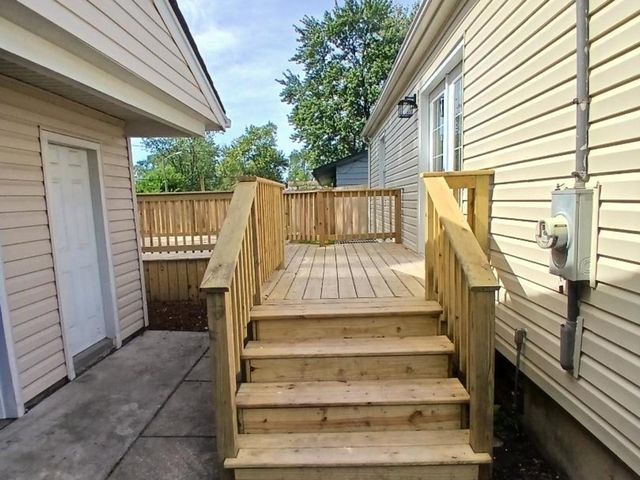 2402 E Sauk Trail, Sauk Village, IL 60411