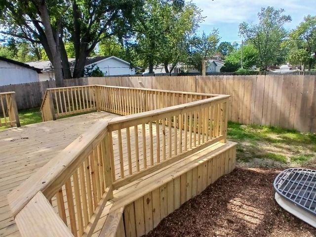2402 E Sauk Trail, Sauk Village, IL 60411