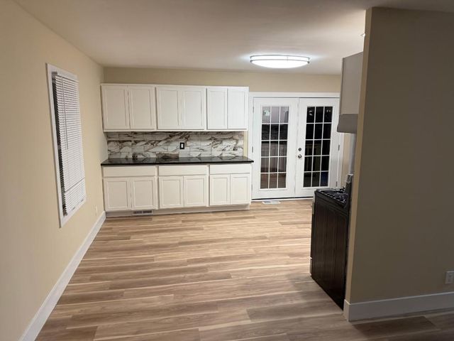 2402 E Sauk Trail, Sauk Village, IL 60411