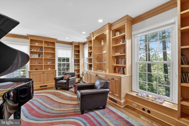 5115 CAPE COD CT, Bethesda, MD 20816