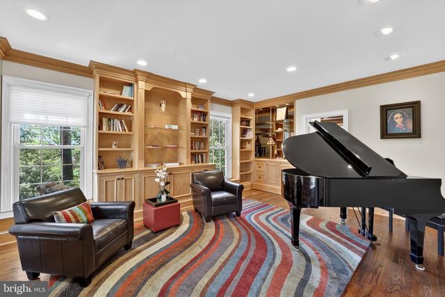 5115 CAPE COD CT, Bethesda, MD 20816